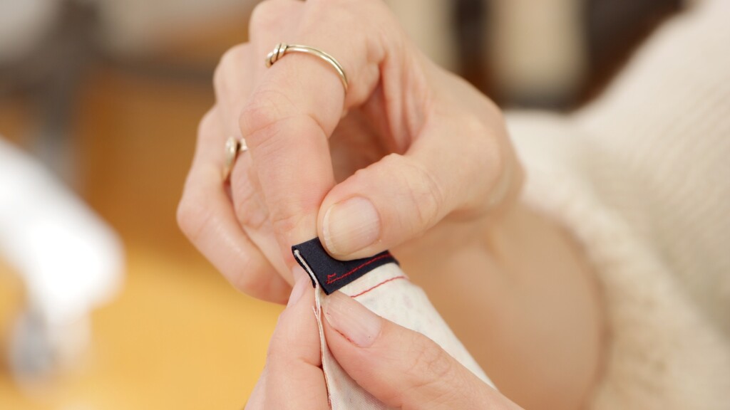 Hong Kong seam finish showing individually bound seam allowances 2